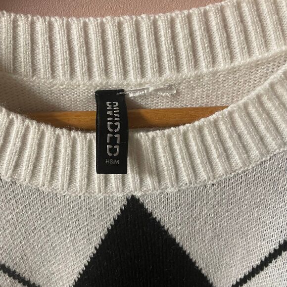 H&M Cream/Black/Light Gray Argyle Knit Cropped Sweater Vest Size M EUC - Picture 5 of 9